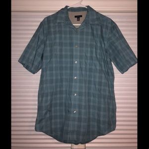 Men’s Van Heusen Blue Short Sleeve Button-Up